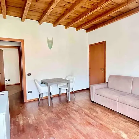 In Bg Centro Con Netflix Apartament *